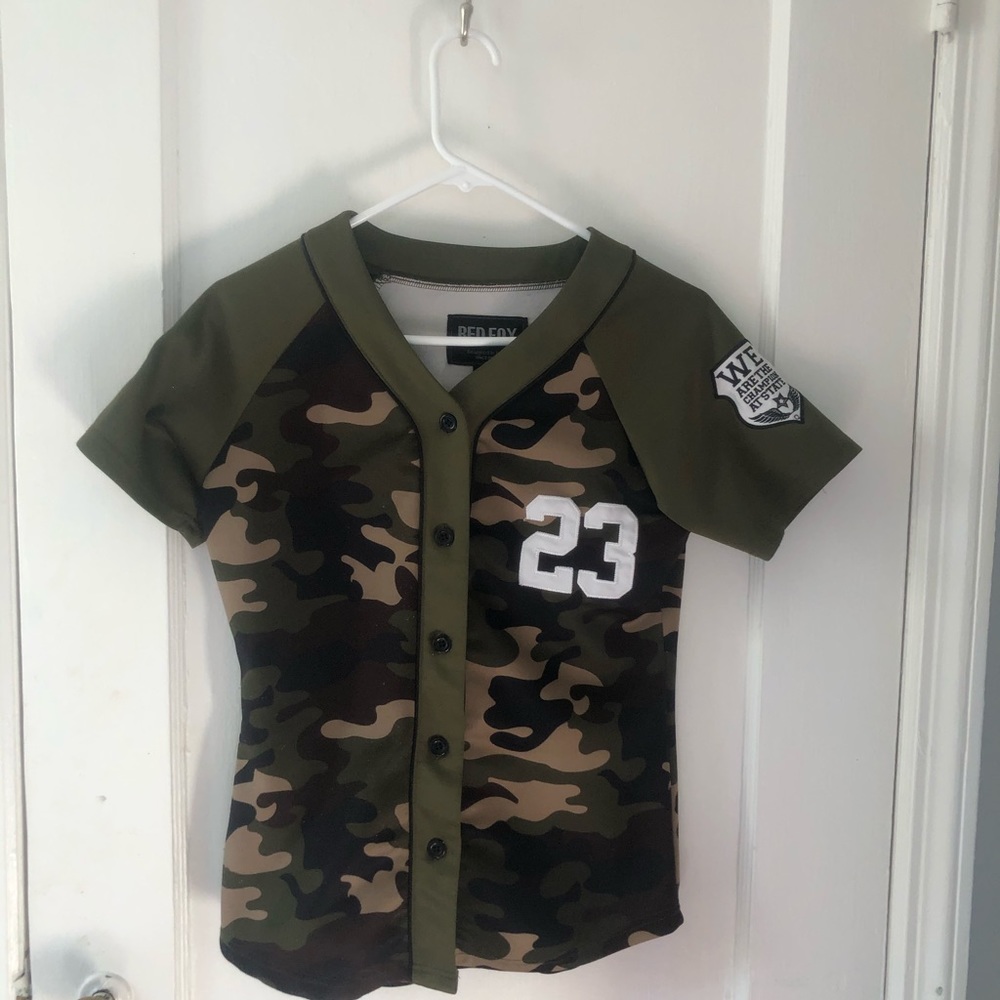 Camp T-shirt Button Up